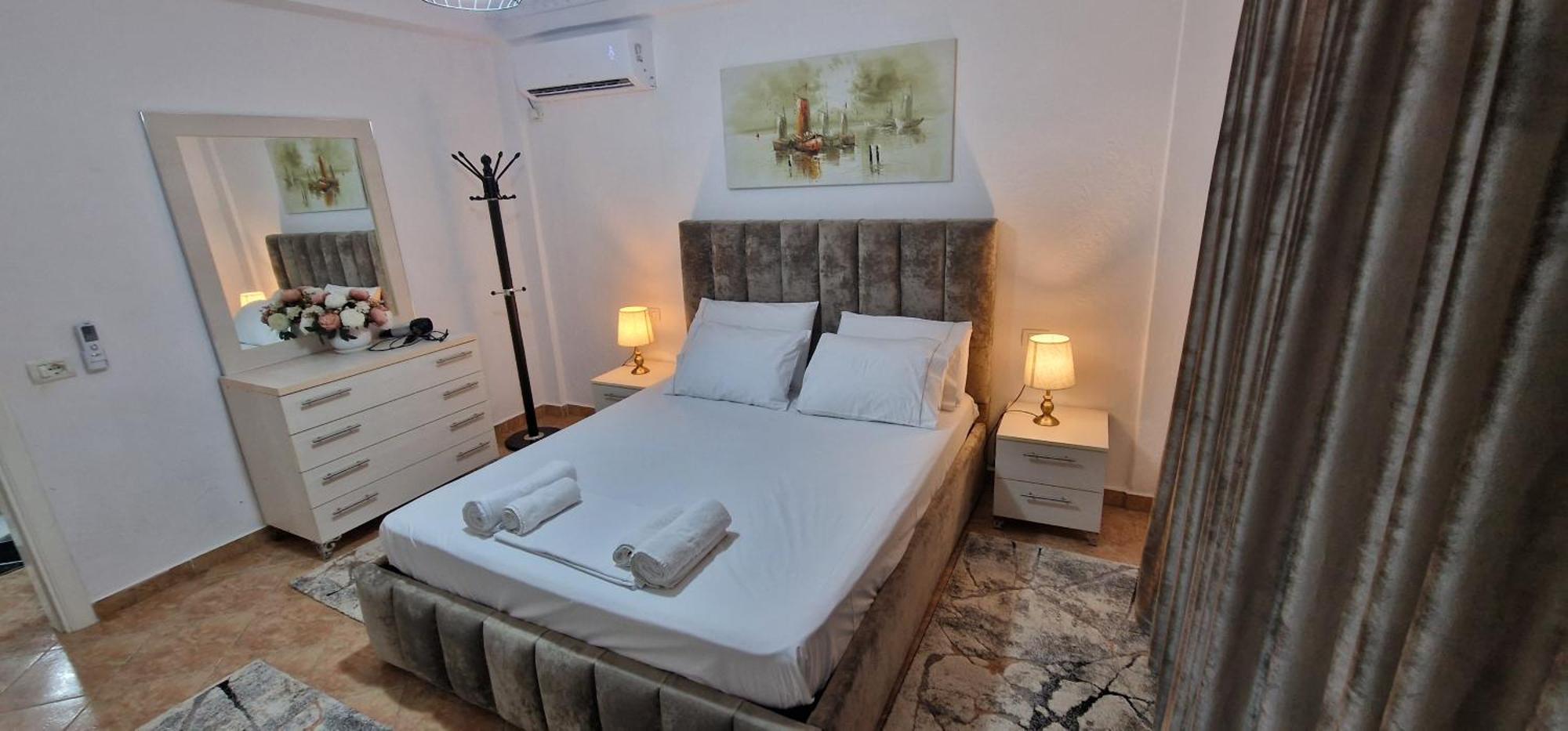 Daily Rent Apartment City Center Elbasan 6 Exterior foto